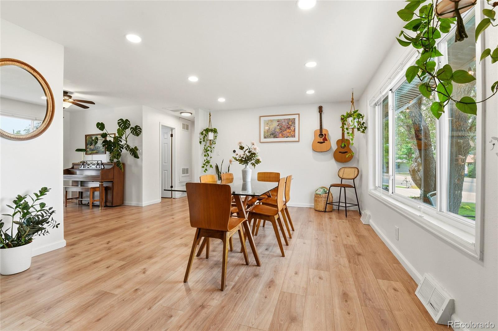 MLS Image #4 for 5387  lynn drive,arvada, Colorado