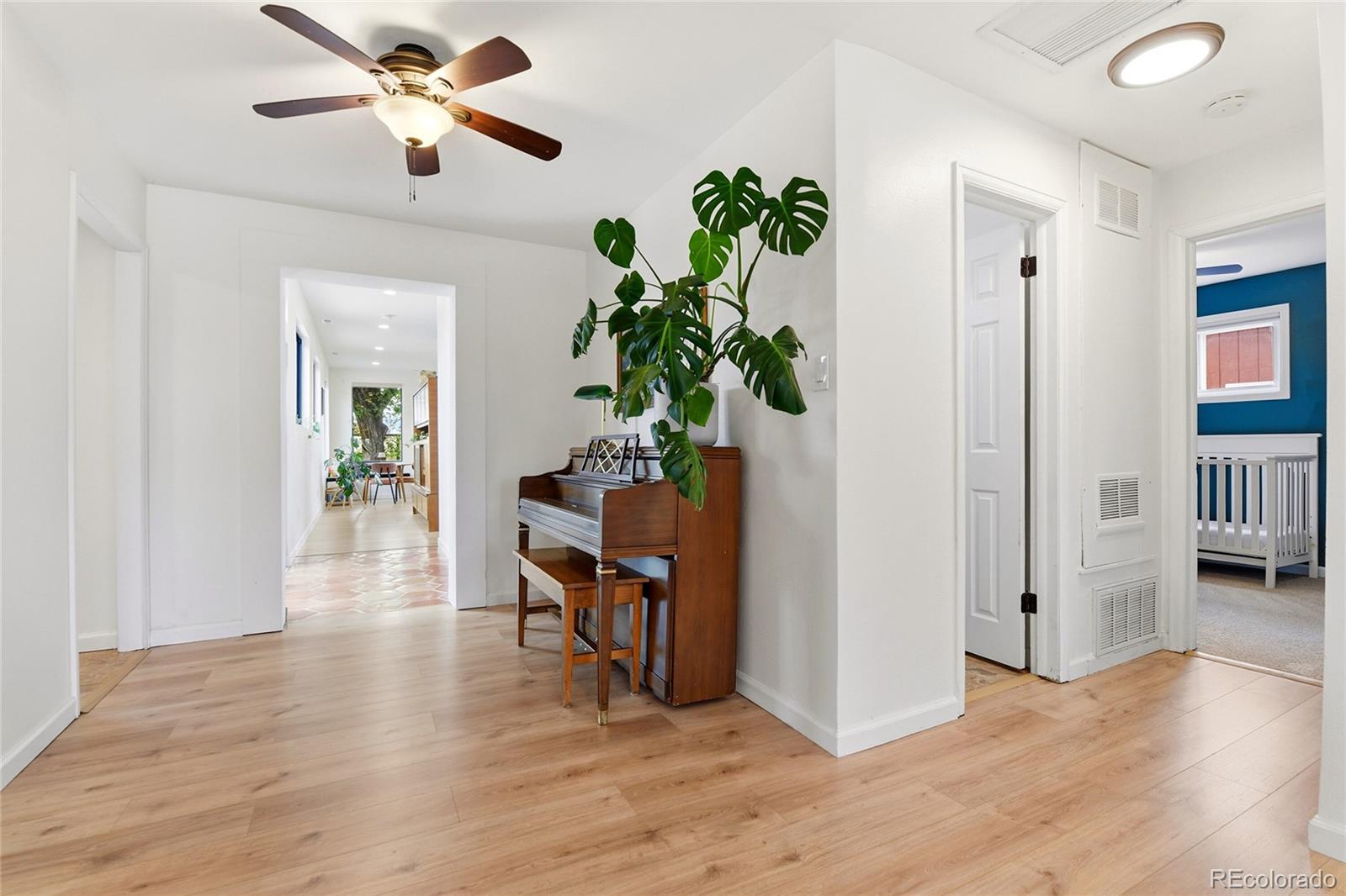 MLS Image #6 for 5387  lynn drive,arvada, Colorado