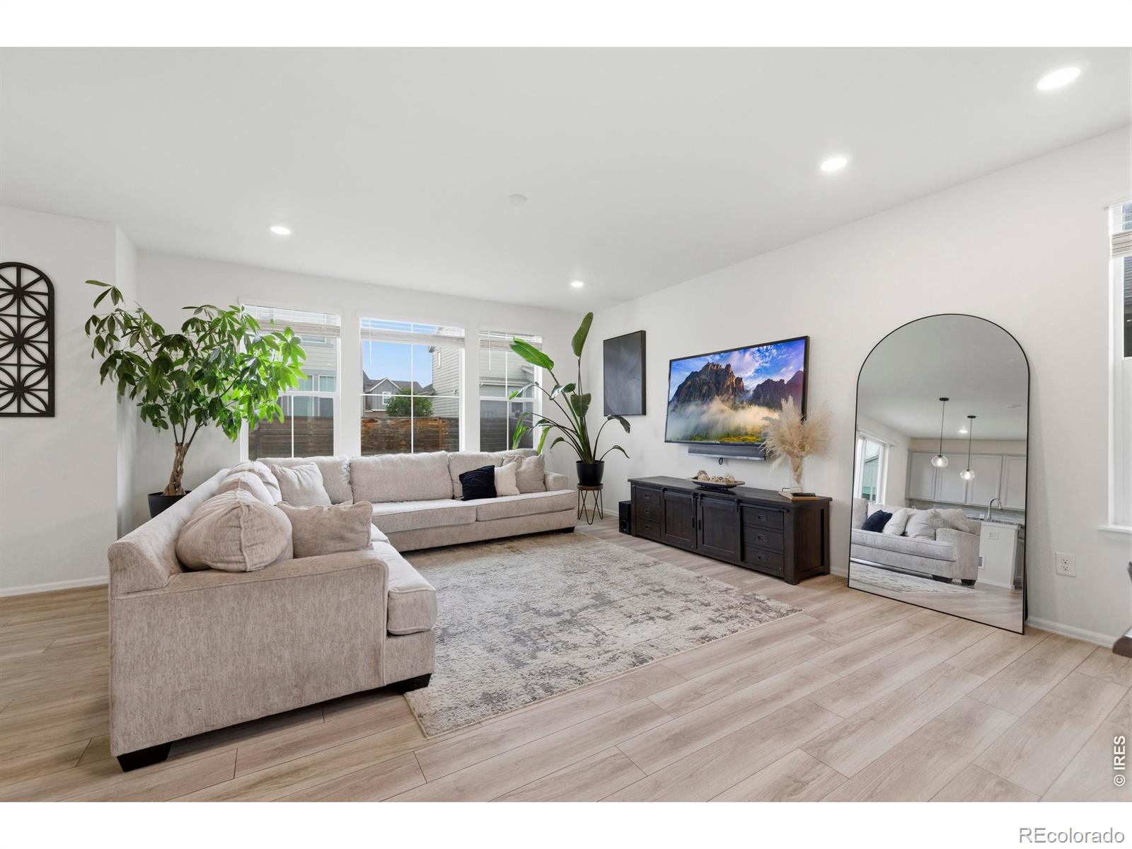 MLS Image #11 for 562  vicot way,fort collins, Colorado