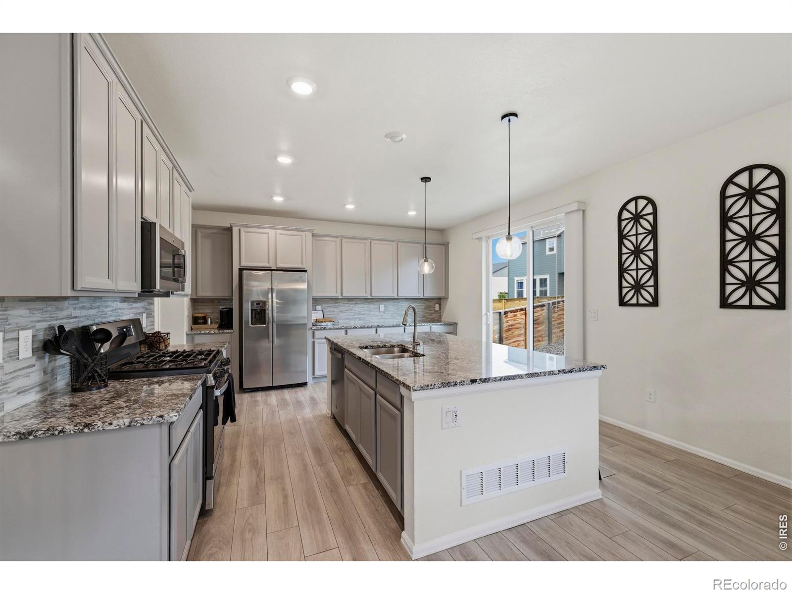 MLS Image #15 for 562  vicot way,fort collins, Colorado