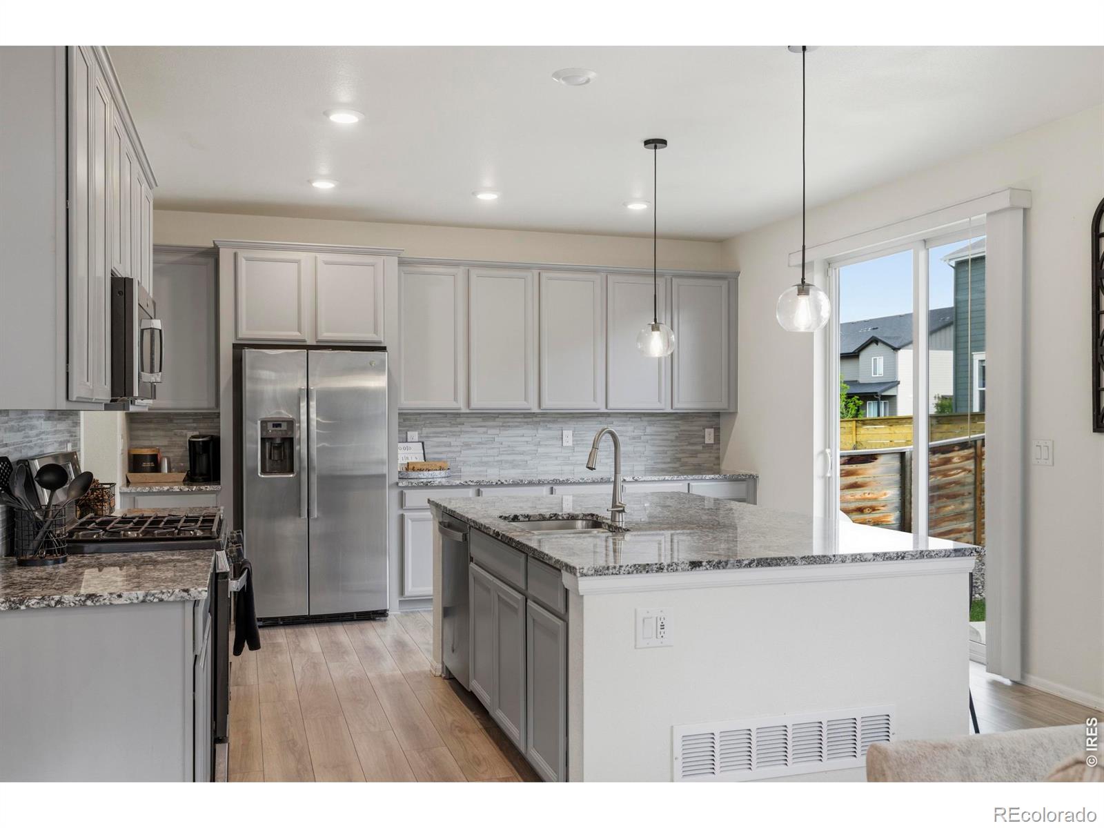 MLS Image #16 for 562  vicot way,fort collins, Colorado
