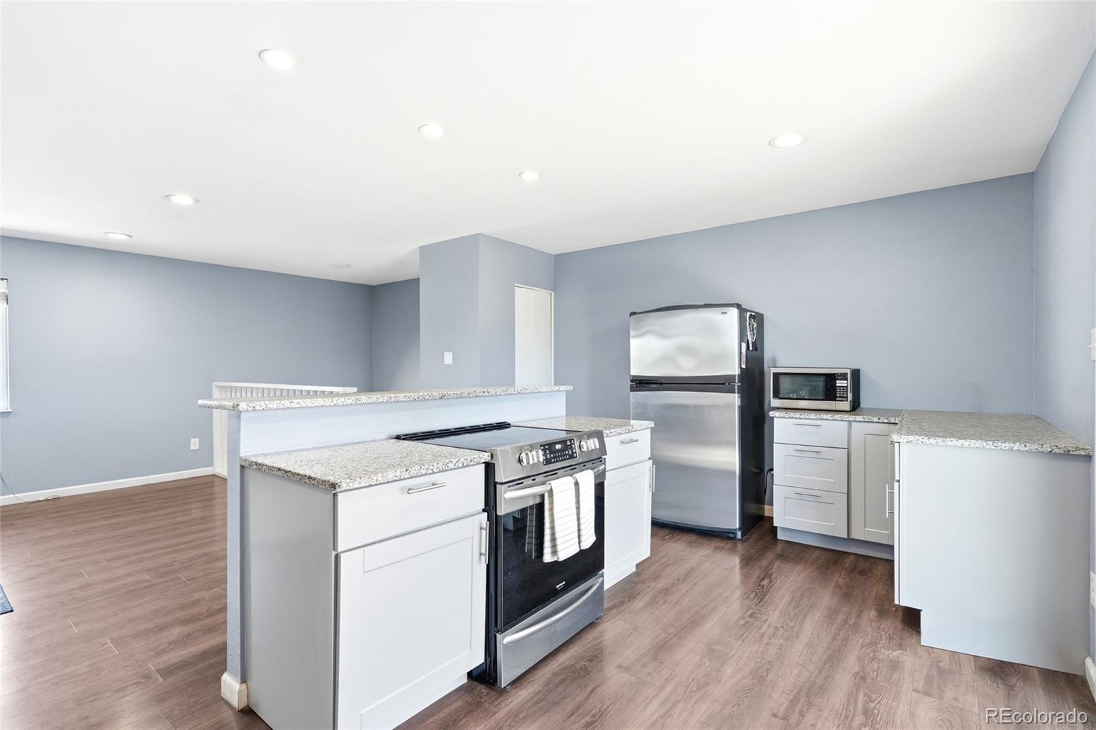 MLS Image #10 for 8300  race street,denver, Colorado