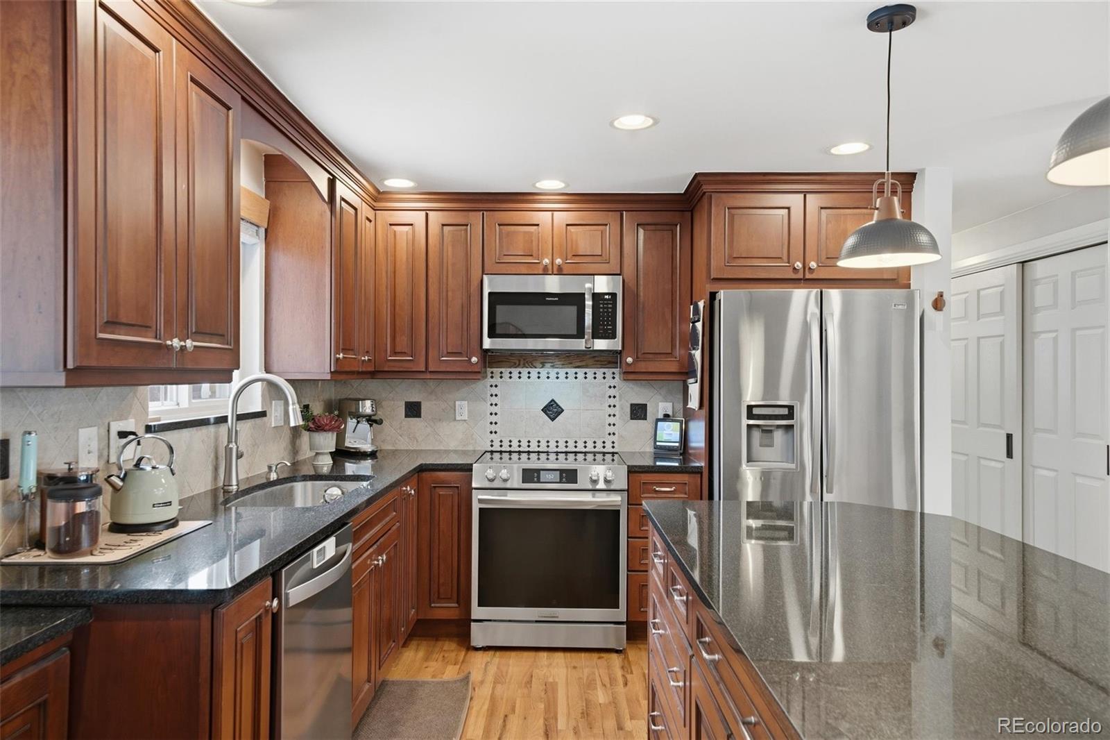 MLS Image #11 for 5357  field circle,arvada, Colorado