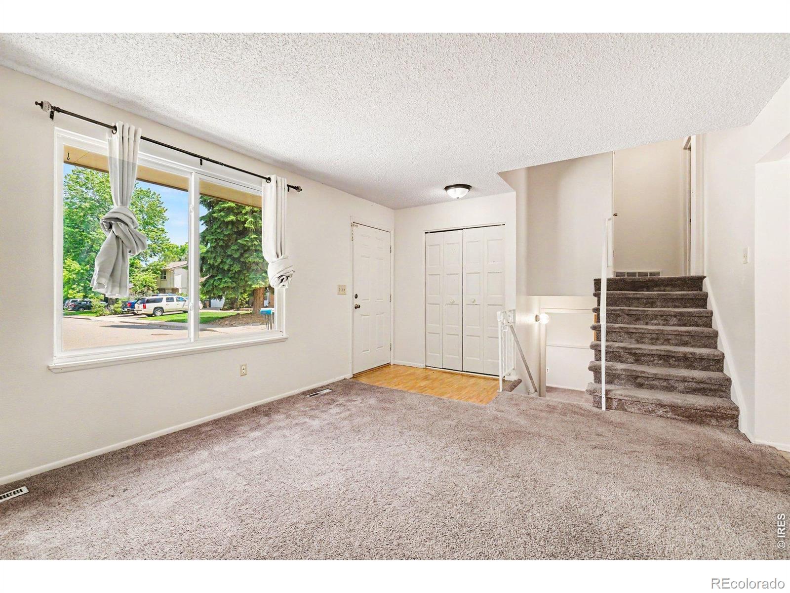 MLS Image #4 for 1351  alpine place,loveland, Colorado