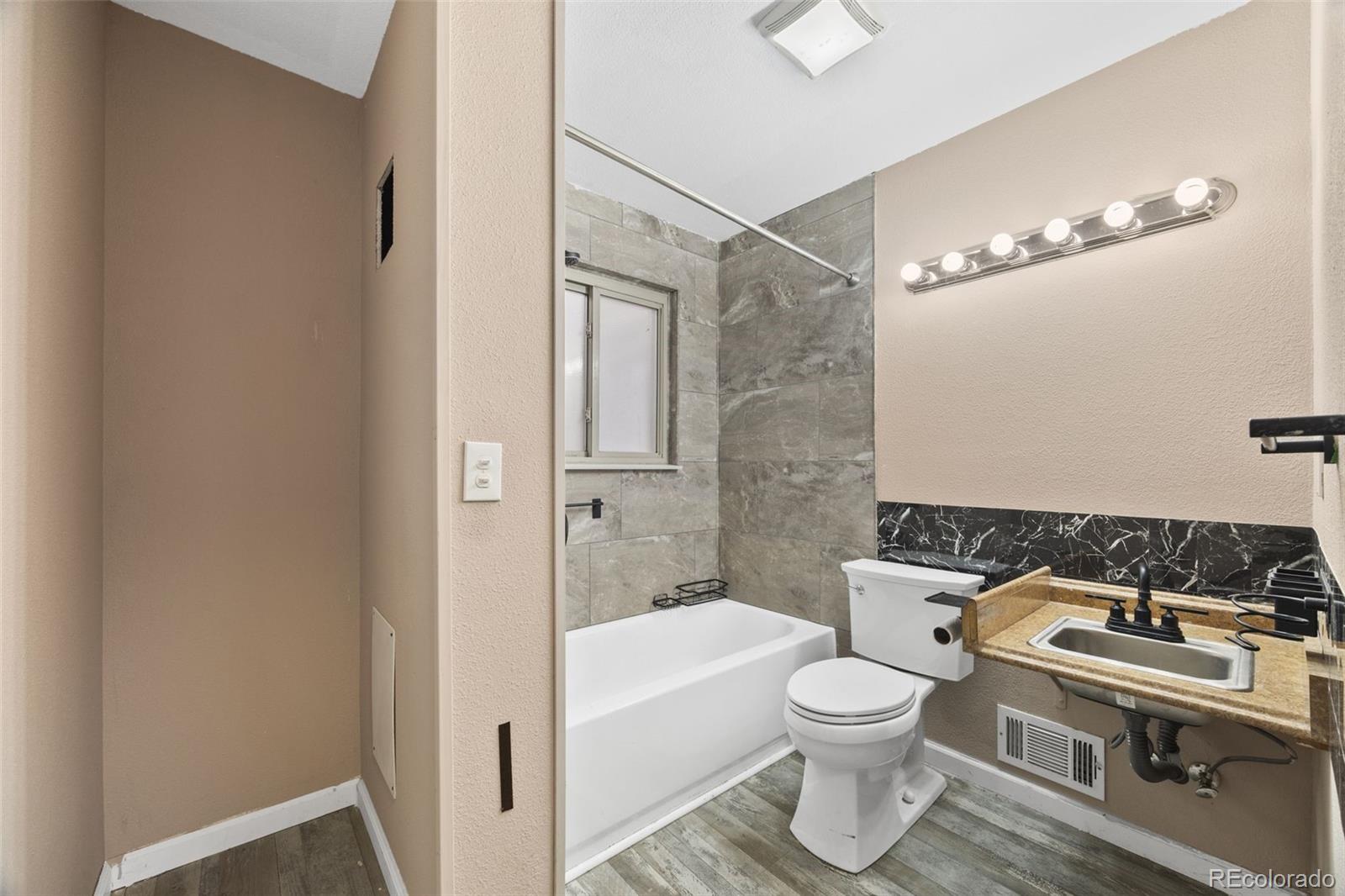 MLS Image #22 for 1595 s wolff street,denver, Colorado