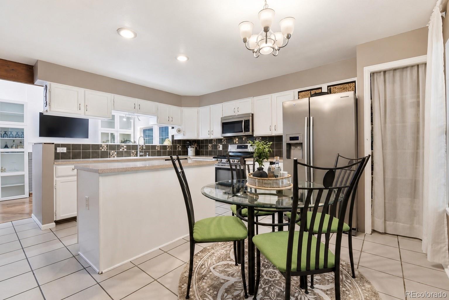 MLS Image #14 for 7903 s garrison way,littleton, Colorado