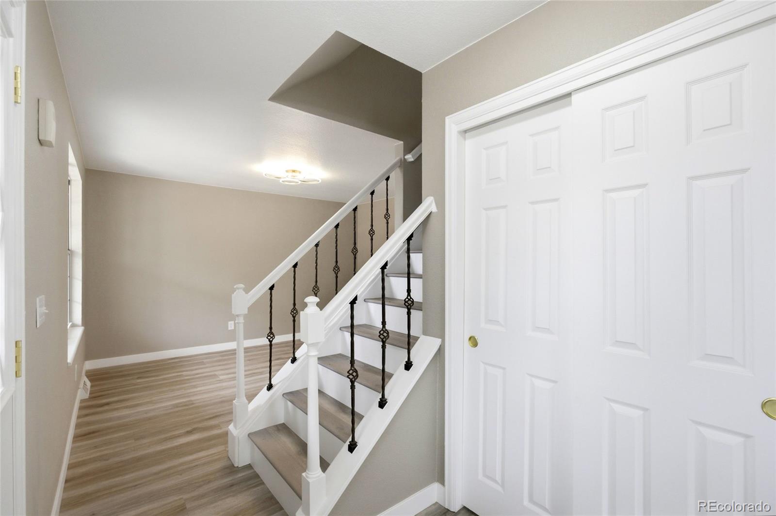 MLS Image #5 for 3668 s zeno way,aurora, Colorado