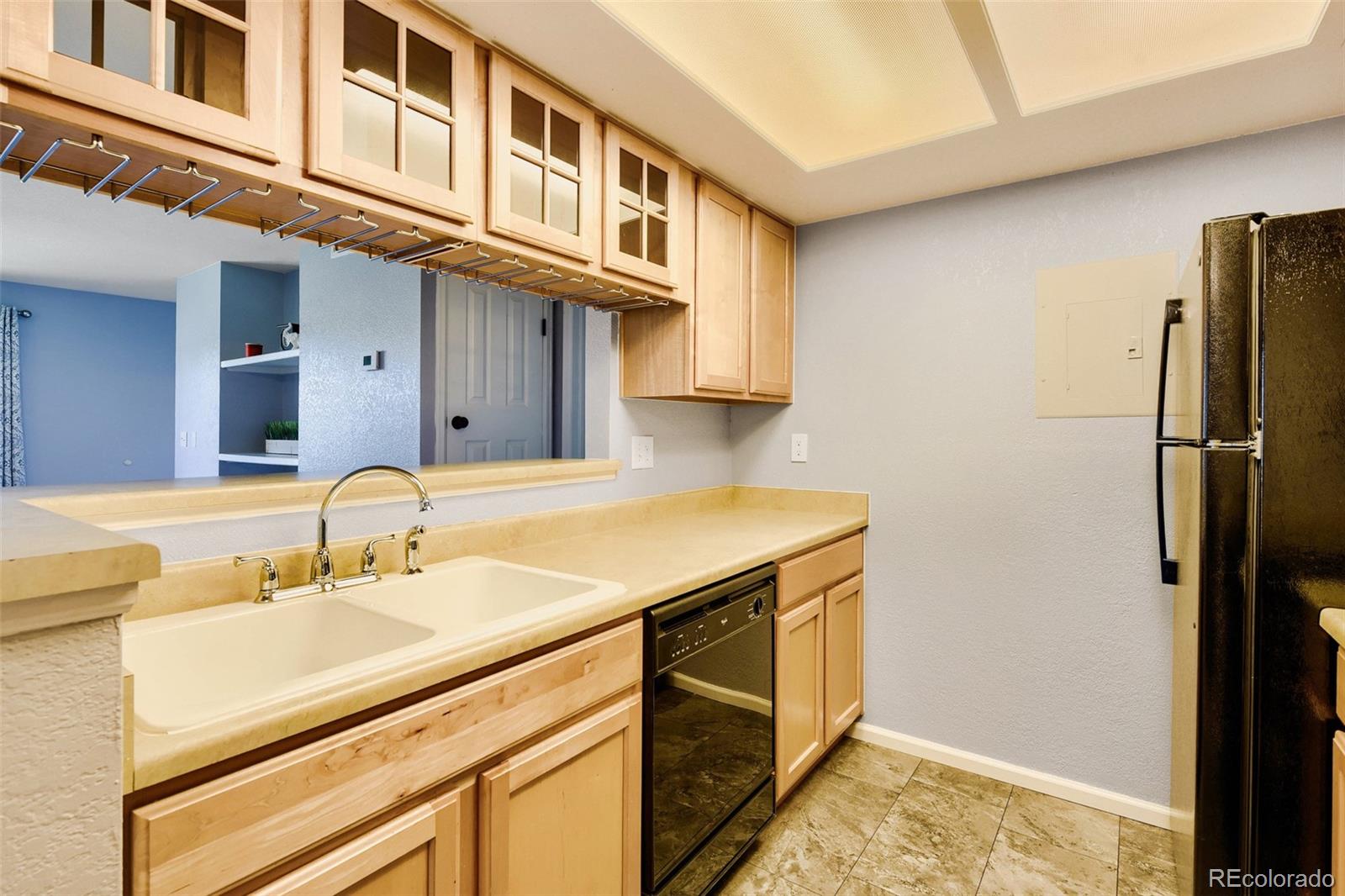 MLS Image #3 for 9283 e arbor circle f,englewood, Colorado