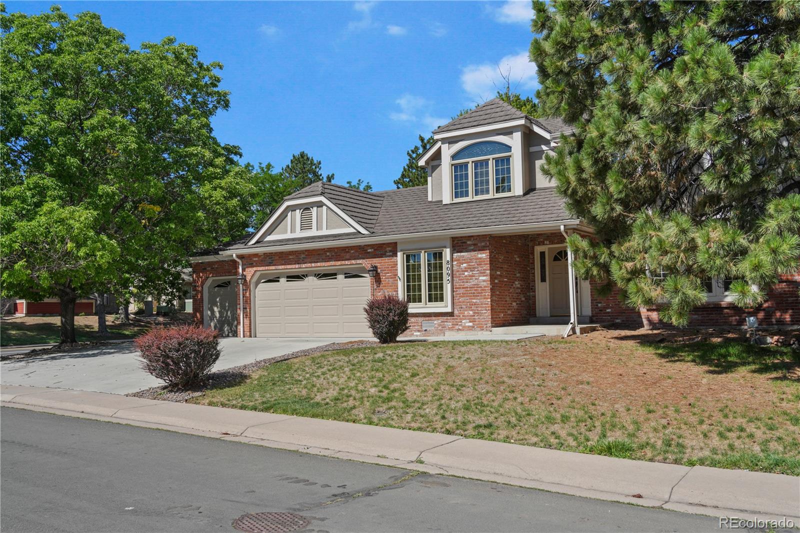 MLS Image #2 for 8095 s clayton circle,centennial, Colorado