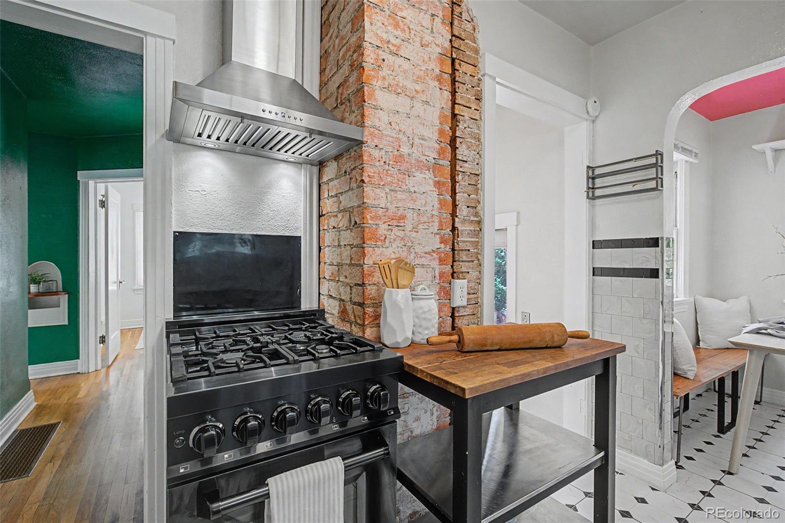 MLS Image #15 for 732 n hancock avenue,colorado springs, Colorado