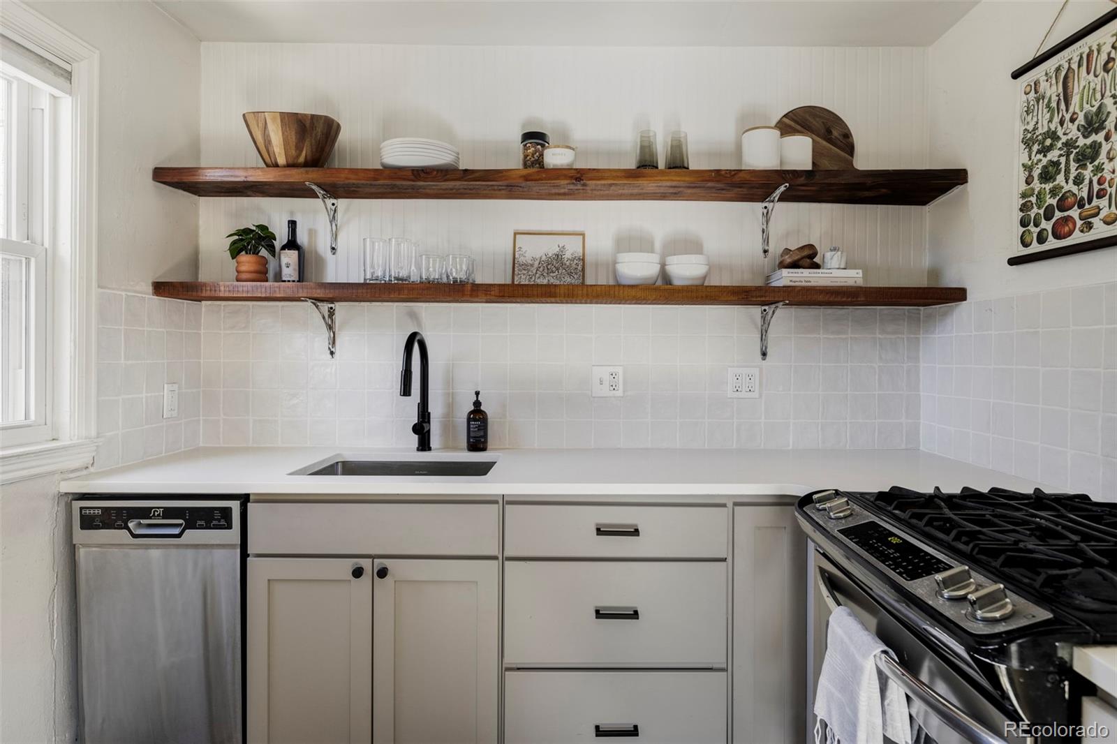 MLS Image #11 for 3549 n harrison street,denver, Colorado