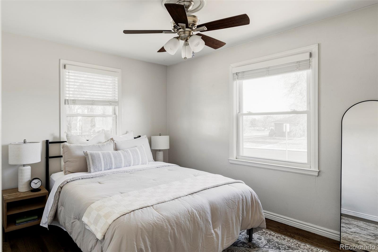 MLS Image #14 for 3549 n harrison street,denver, Colorado