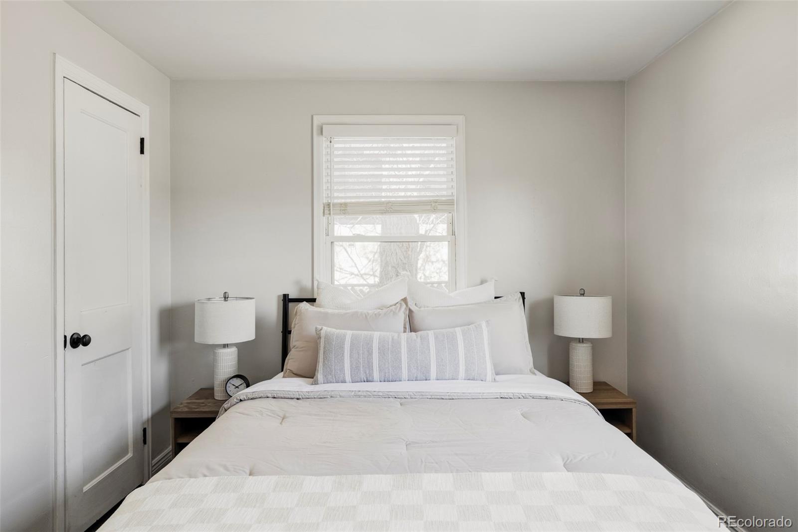 MLS Image #15 for 3549 n harrison street,denver, Colorado
