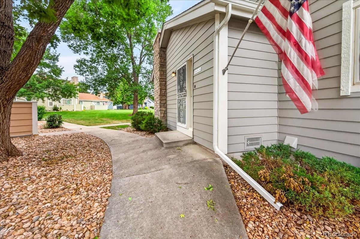 MLS Image #13 for 8414  everett way a,arvada, Colorado
