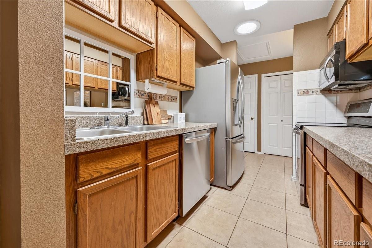 MLS Image #8 for 8414  everett way a,arvada, Colorado