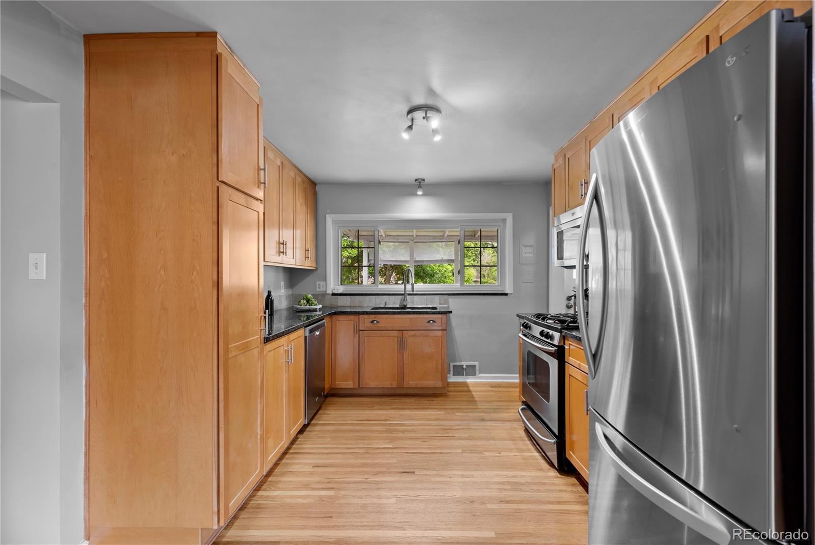 MLS Image #12 for 5979 s windermere street,littleton, Colorado