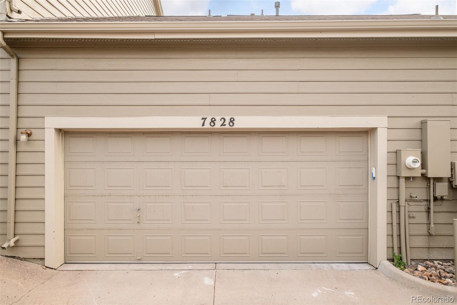 MLS Image #32 for 7828 e lowry boulevard,denver, Colorado