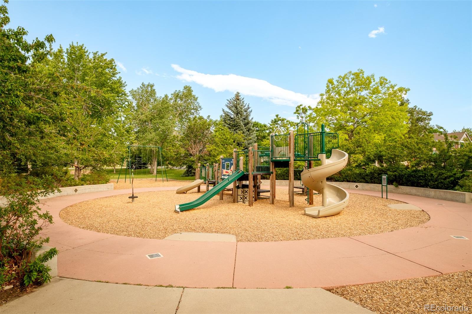 MLS Image #40 for 7828 e lowry boulevard,denver, Colorado