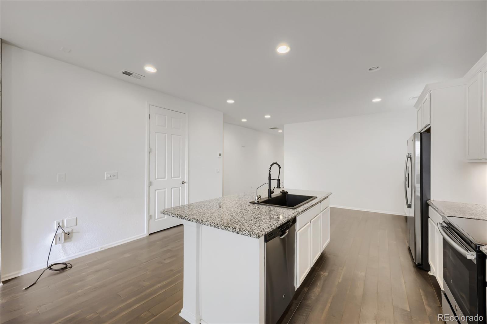 MLS Image #5 for 9629  albion lane,thornton, Colorado
