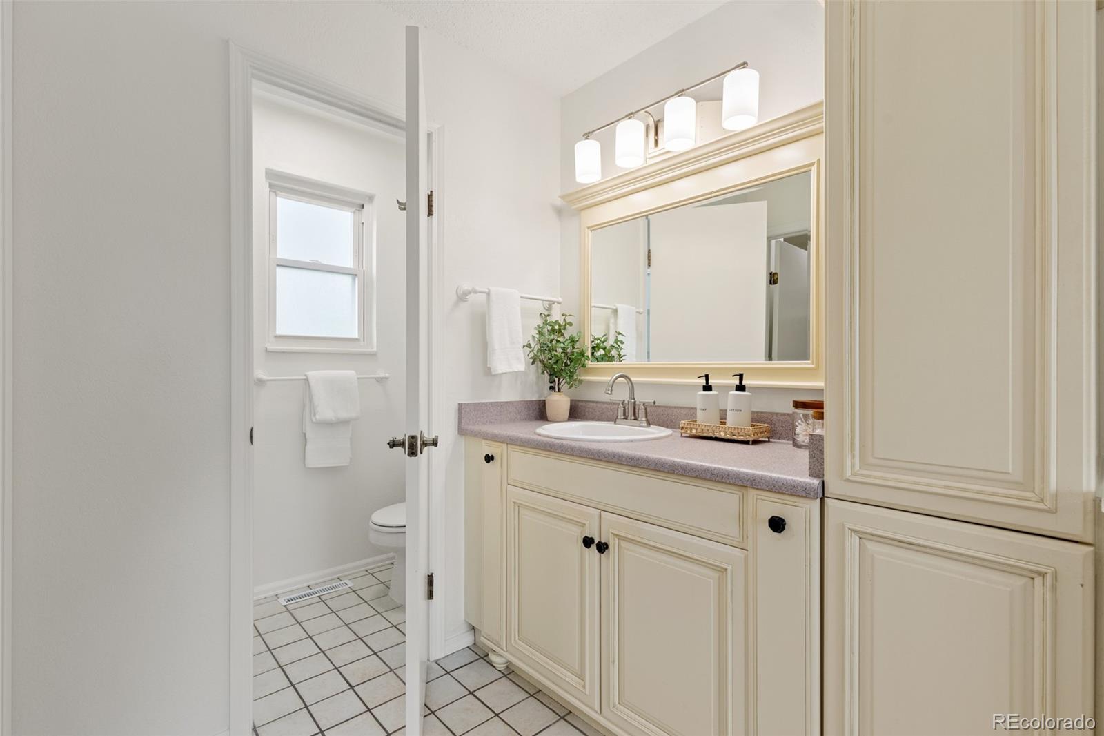 MLS Image #20 for 1046 e 6th circle,broomfield, Colorado