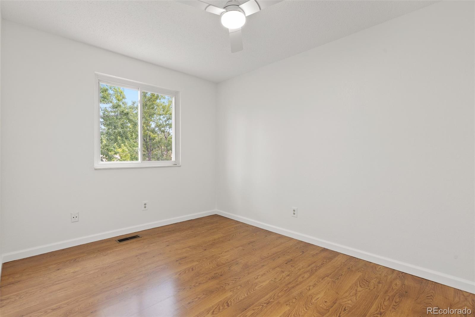 MLS Image #27 for 1046 e 6th circle,broomfield, Colorado