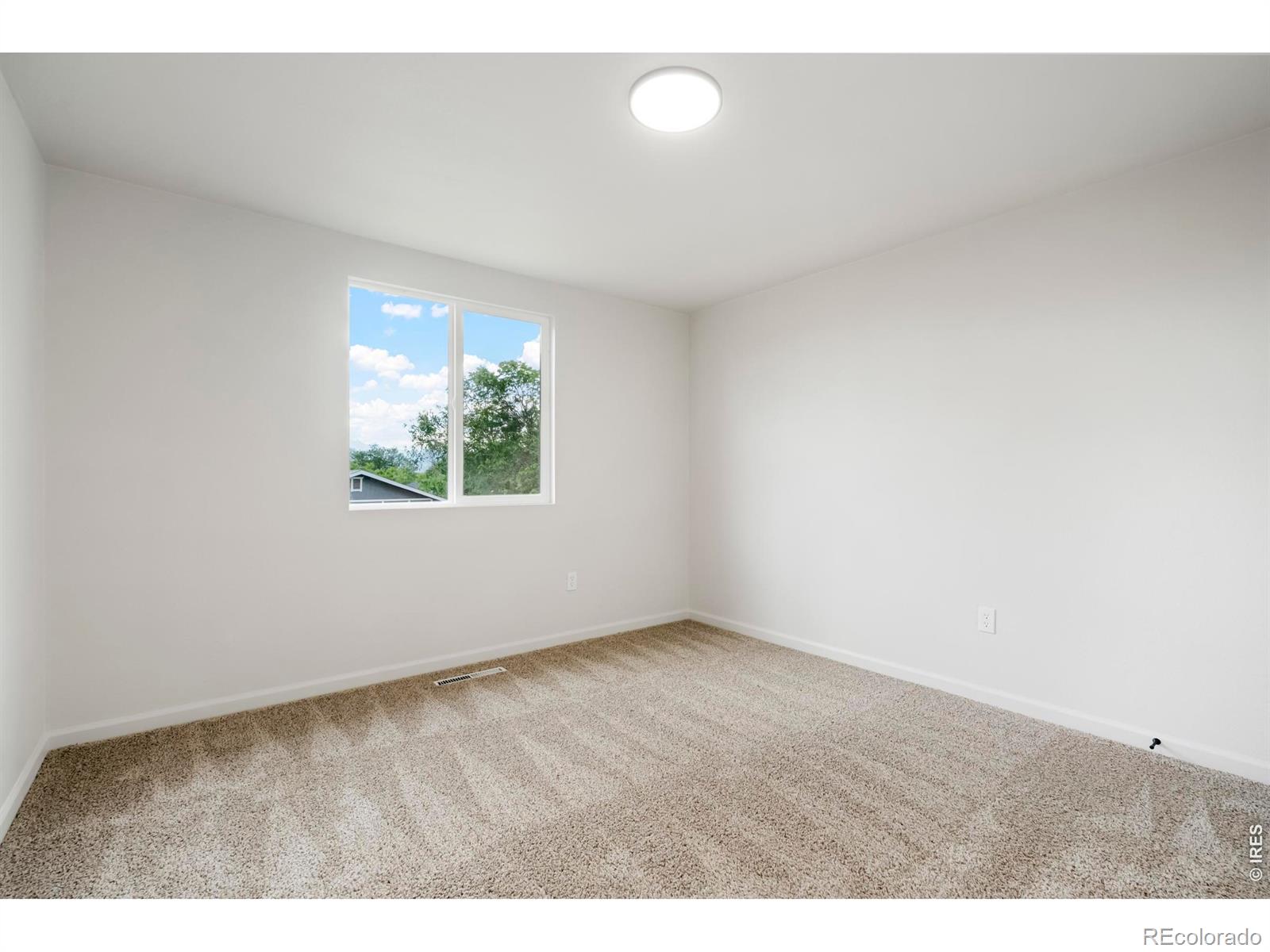 MLS Image #21 for 915  quartz court,longmont, Colorado