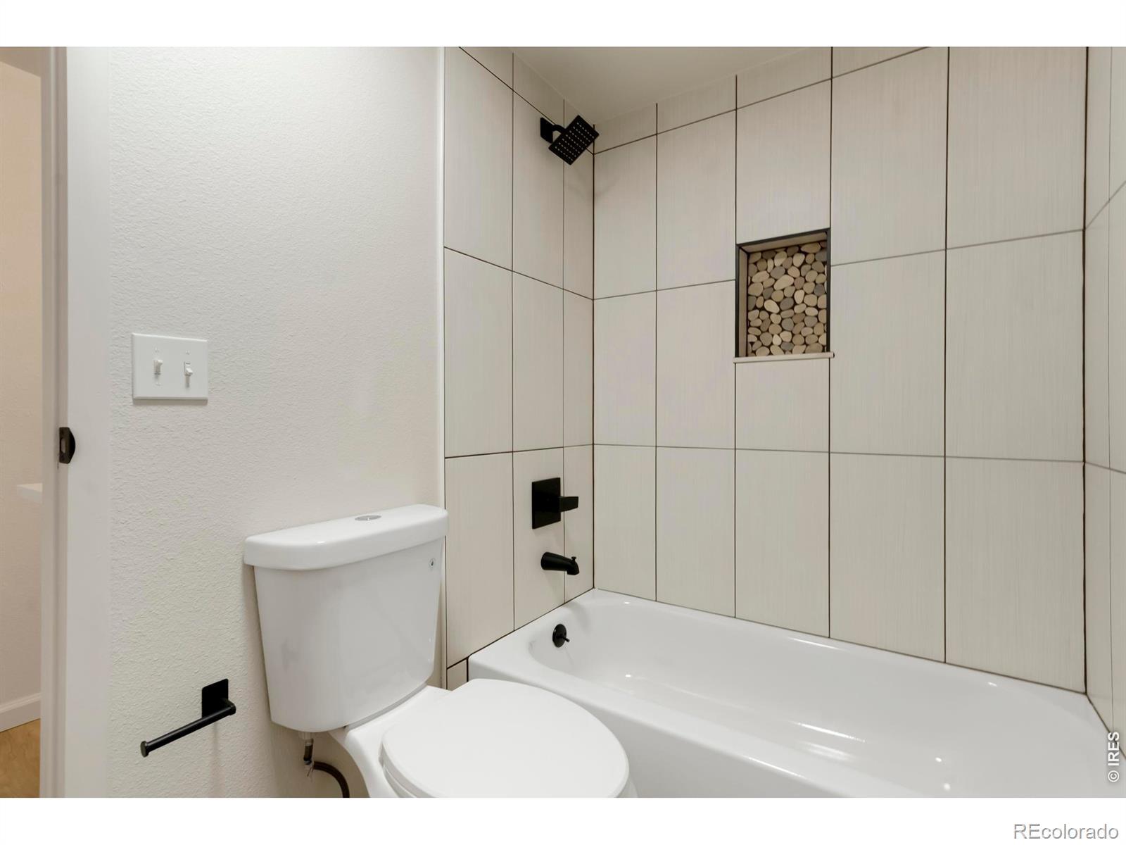 MLS Image #26 for 915  quartz court,longmont, Colorado