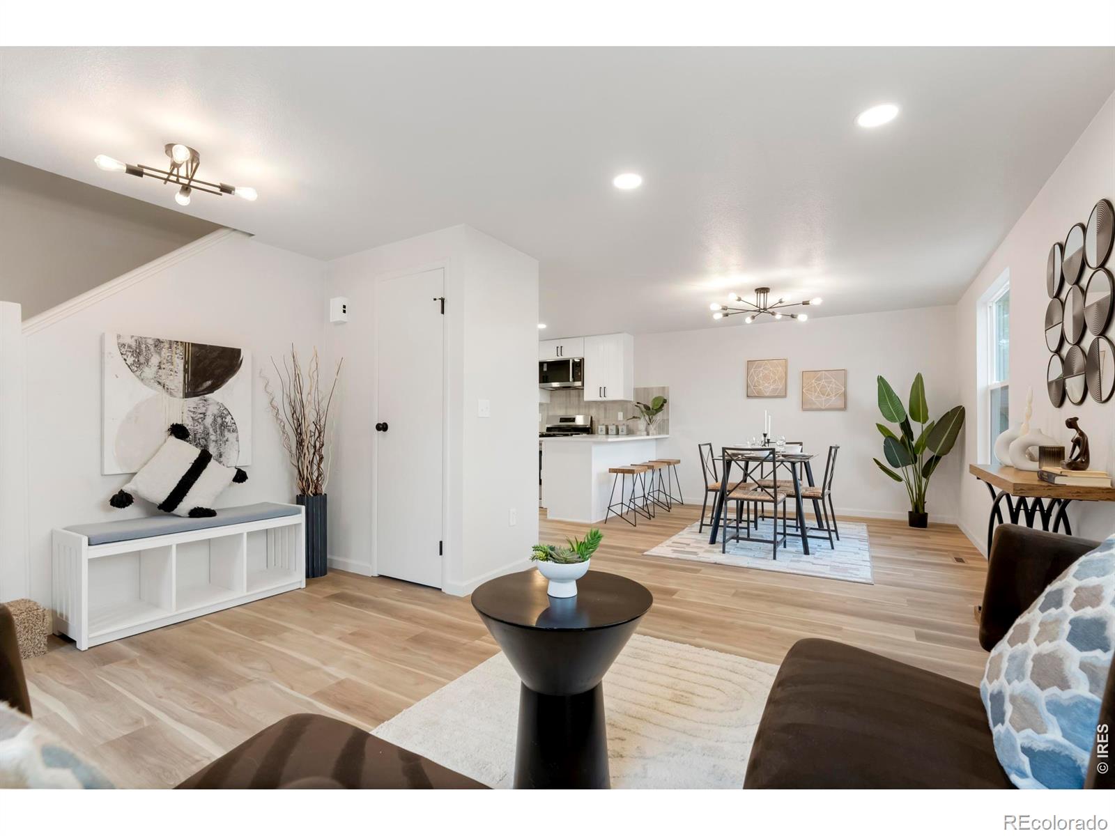 MLS Image #4 for 915  quartz court,longmont, Colorado