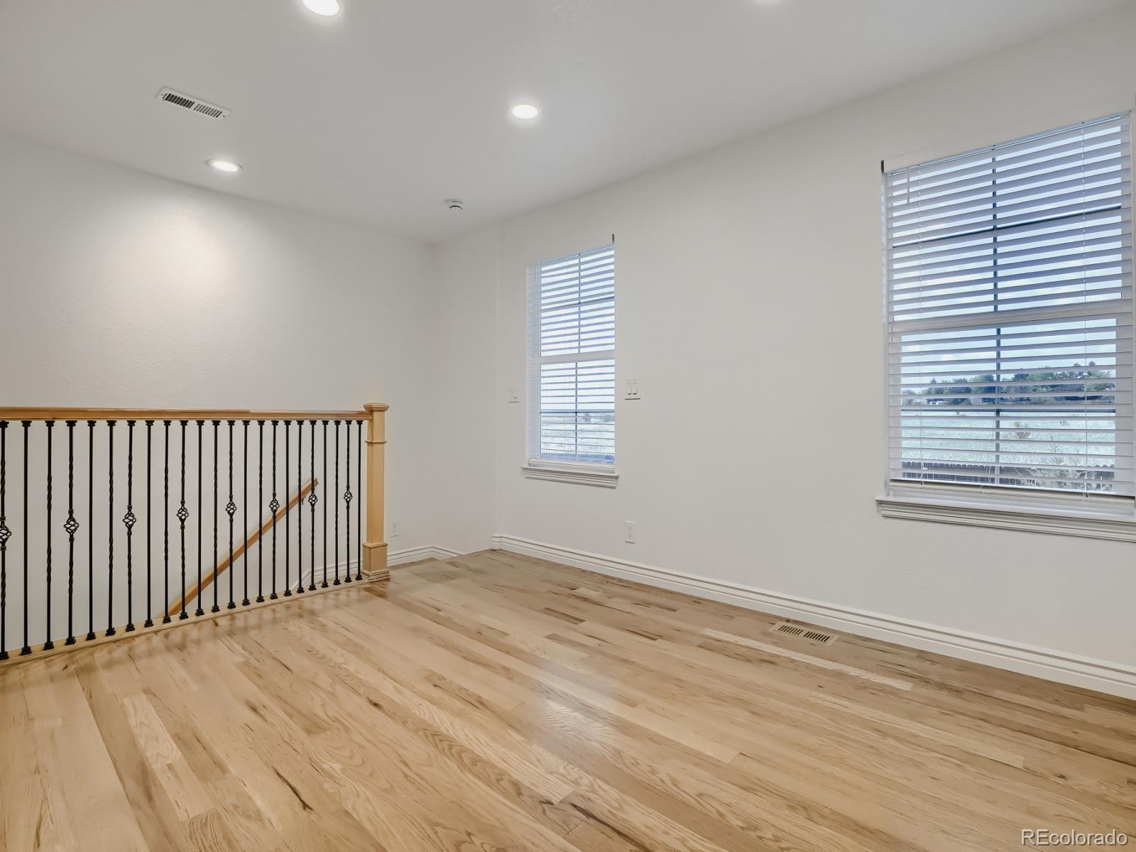 MLS Image #13 for 19740 e idaho avenue,aurora, Colorado
