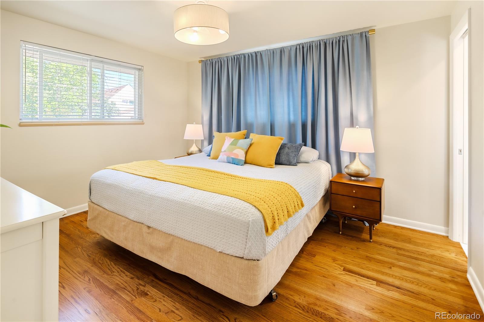 MLS Image #14 for 6585 e colorado drive,denver, Colorado