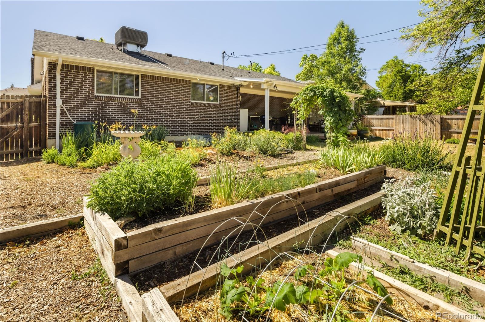 MLS Image #34 for 6585 e colorado drive,denver, Colorado