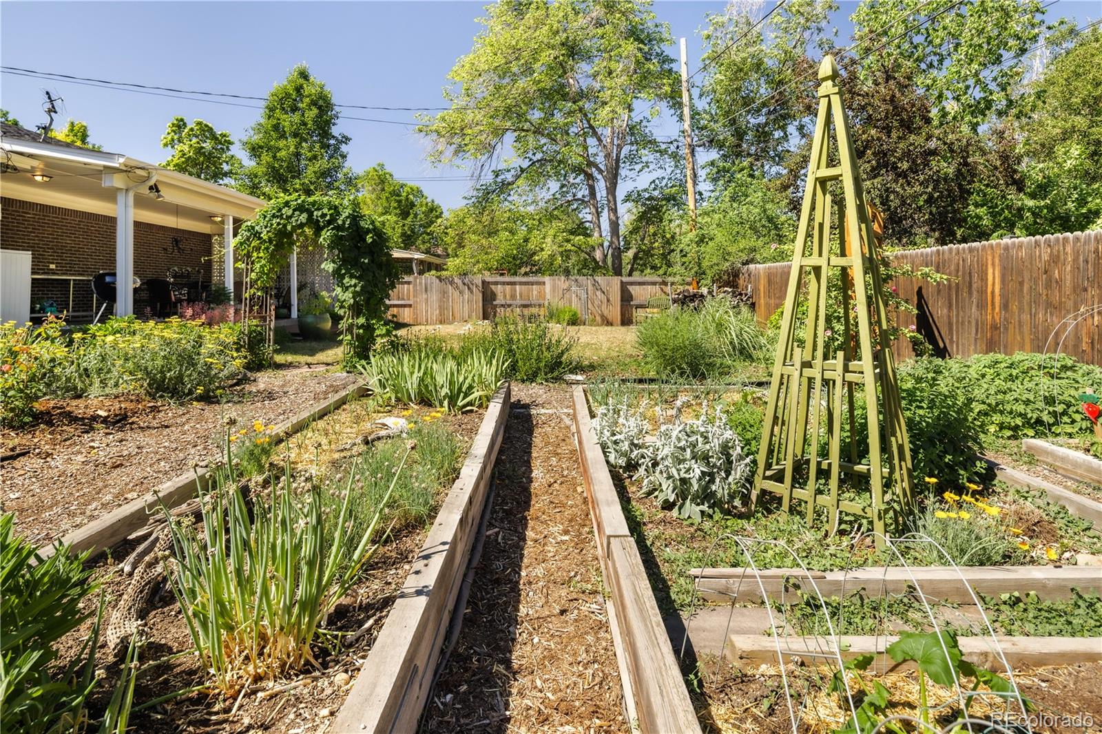 MLS Image #35 for 6585 e colorado drive,denver, Colorado