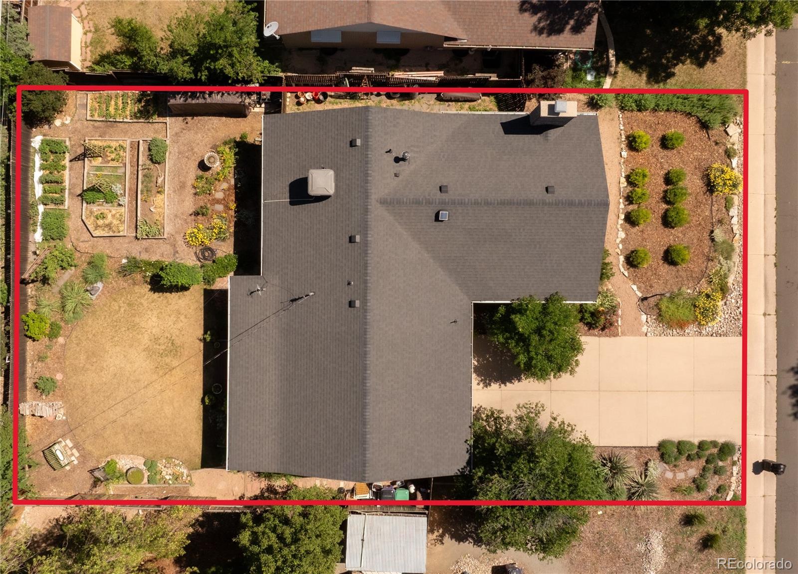 MLS Image #38 for 6585 e colorado drive,denver, Colorado