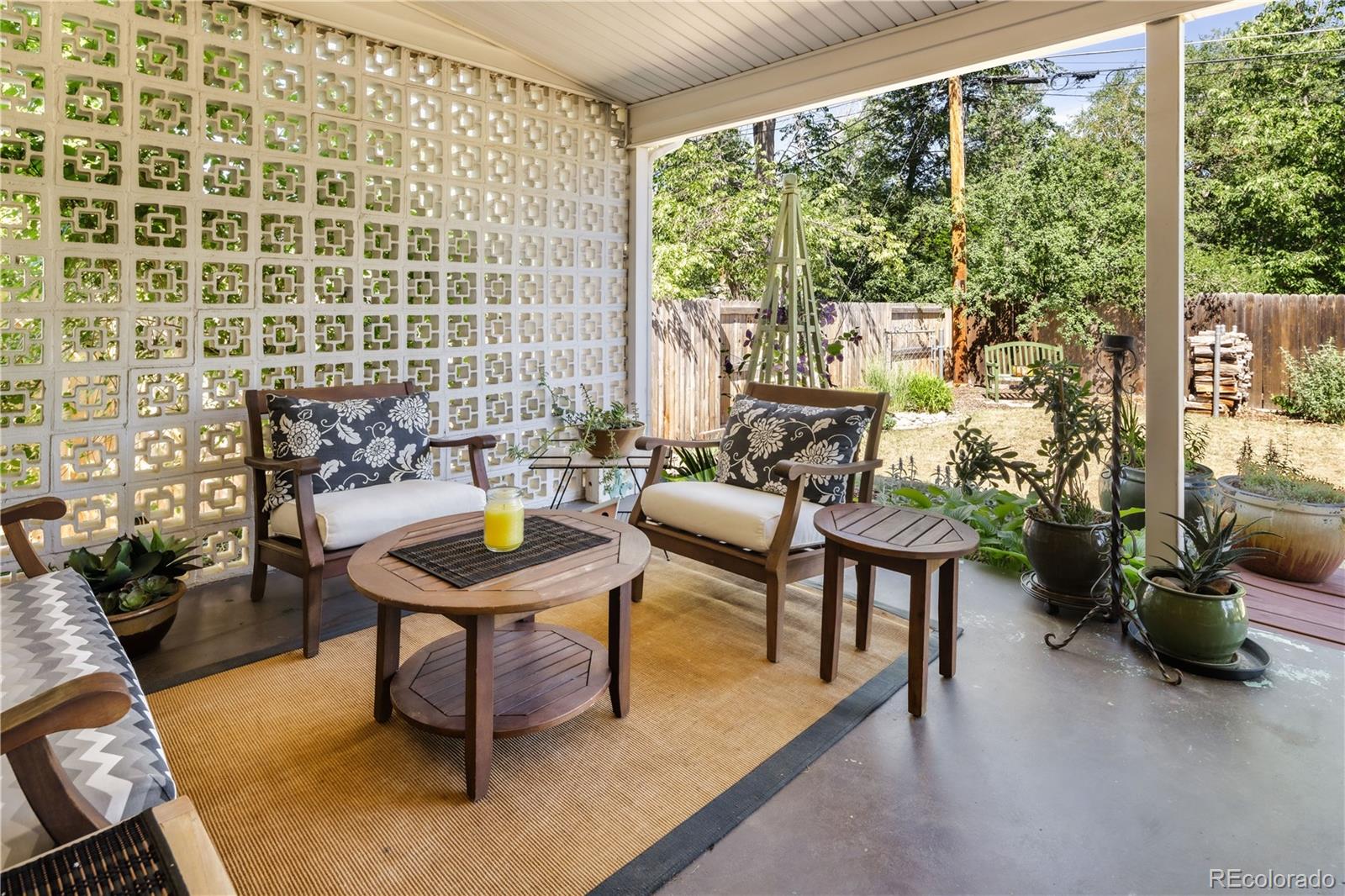 MLS Image #5 for 6585 e colorado drive,denver, Colorado