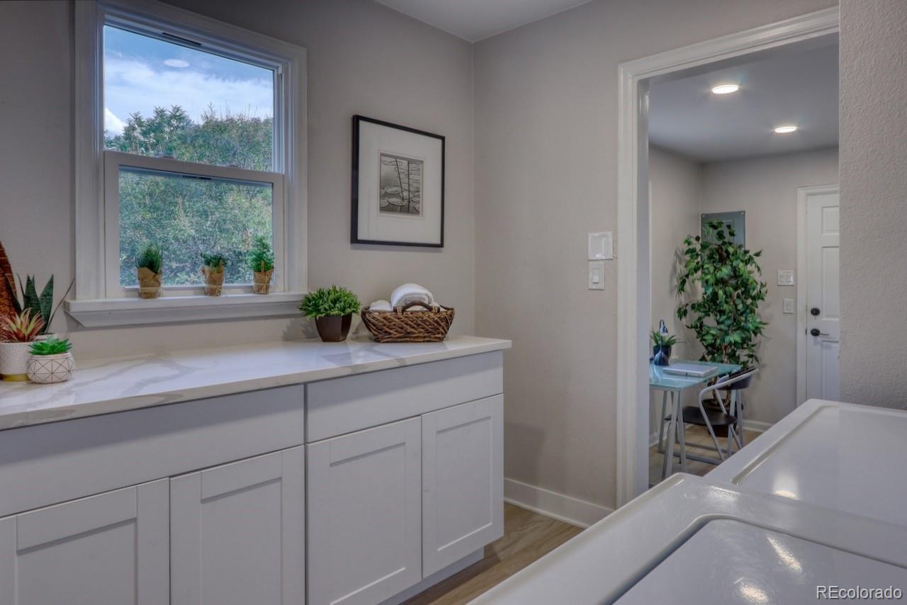 MLS Image #23 for 805  perry street,denver, Colorado