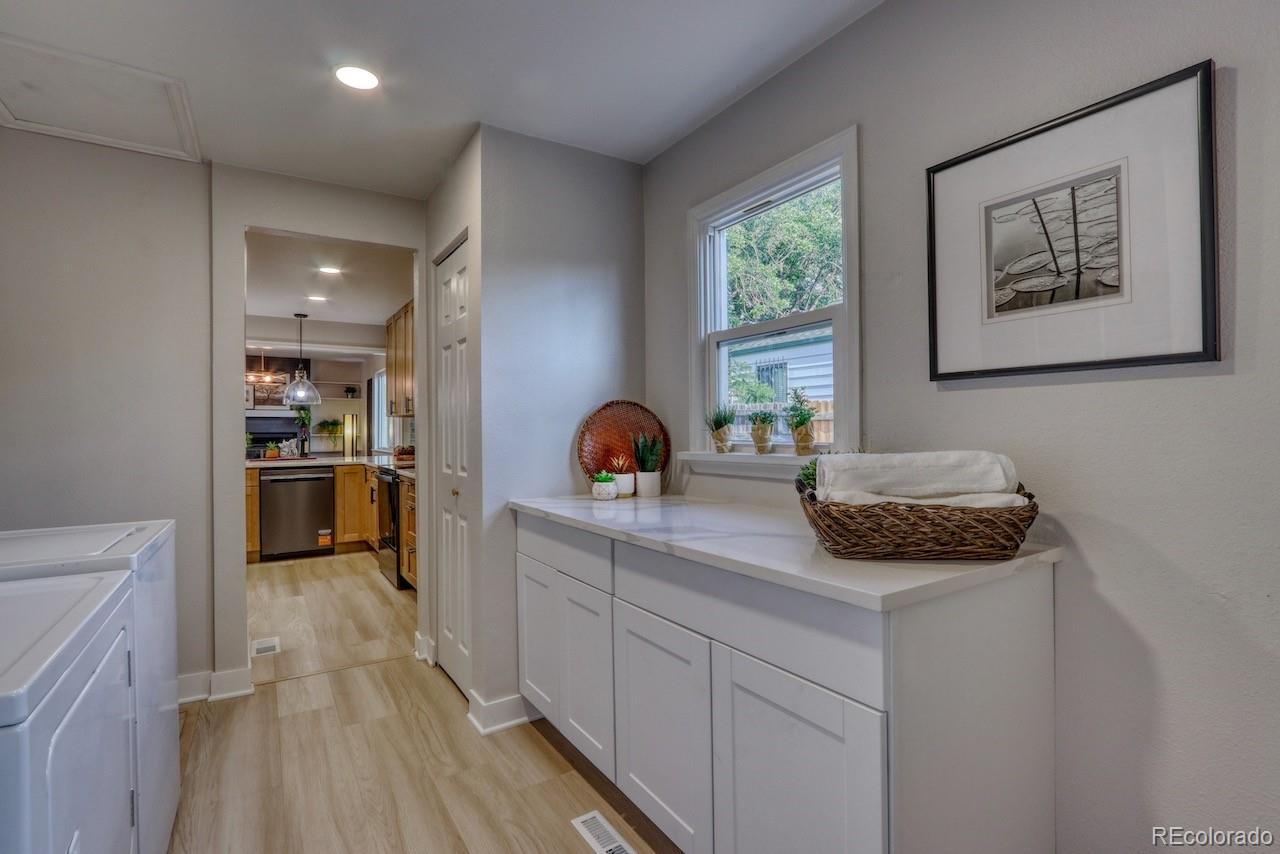 MLS Image #29 for 805  perry street,denver, Colorado