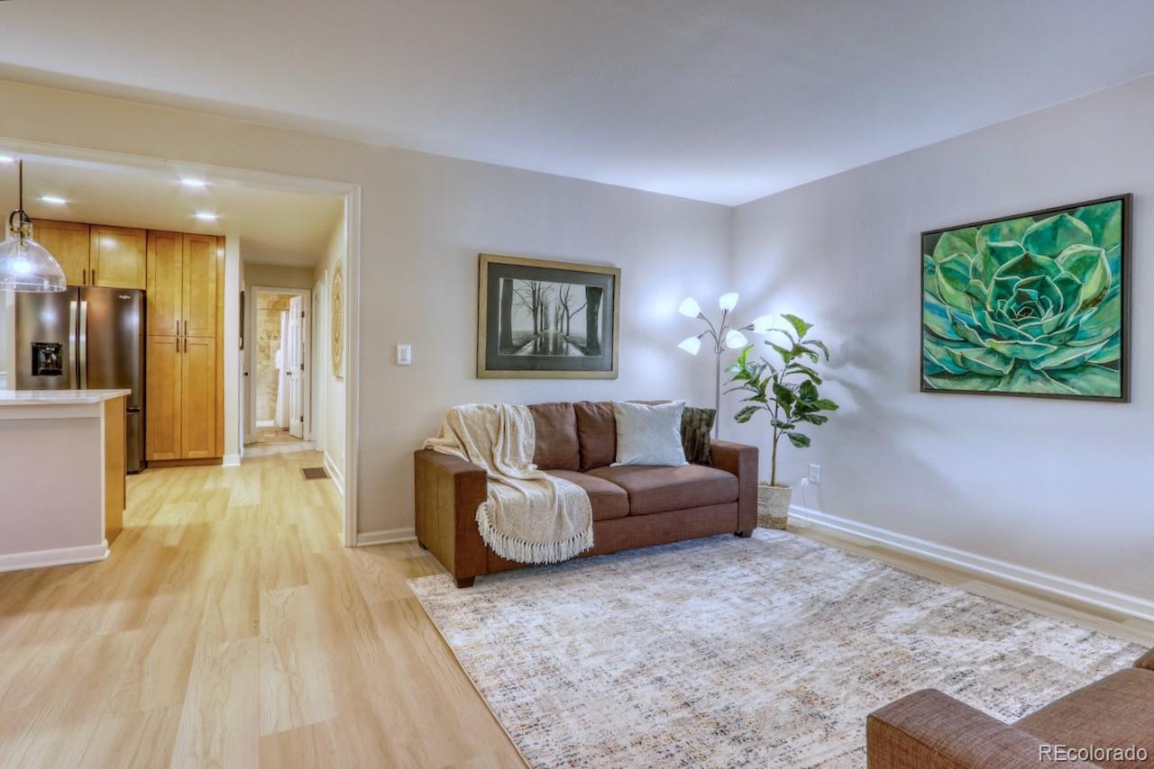 MLS Image #5 for 805  perry street,denver, Colorado