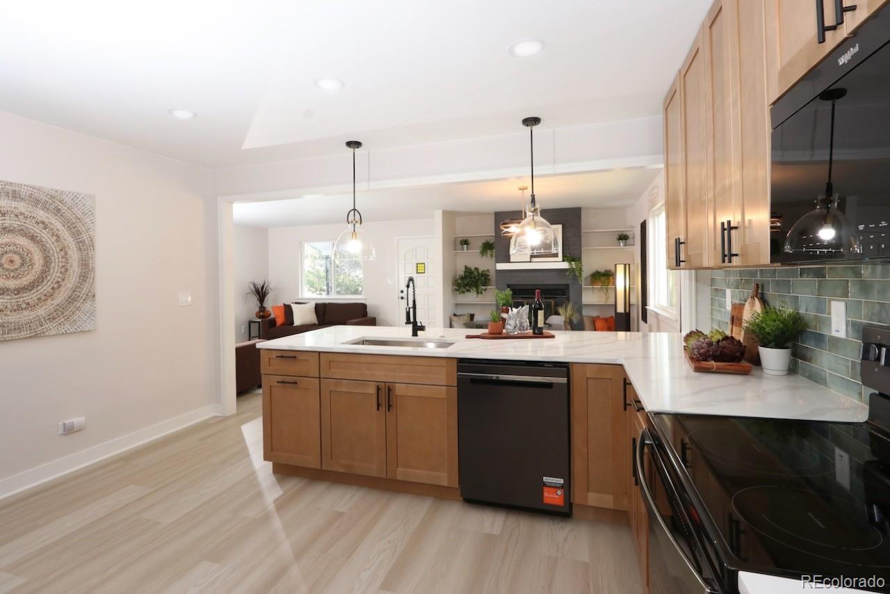 MLS Image #9 for 805  perry street,denver, Colorado