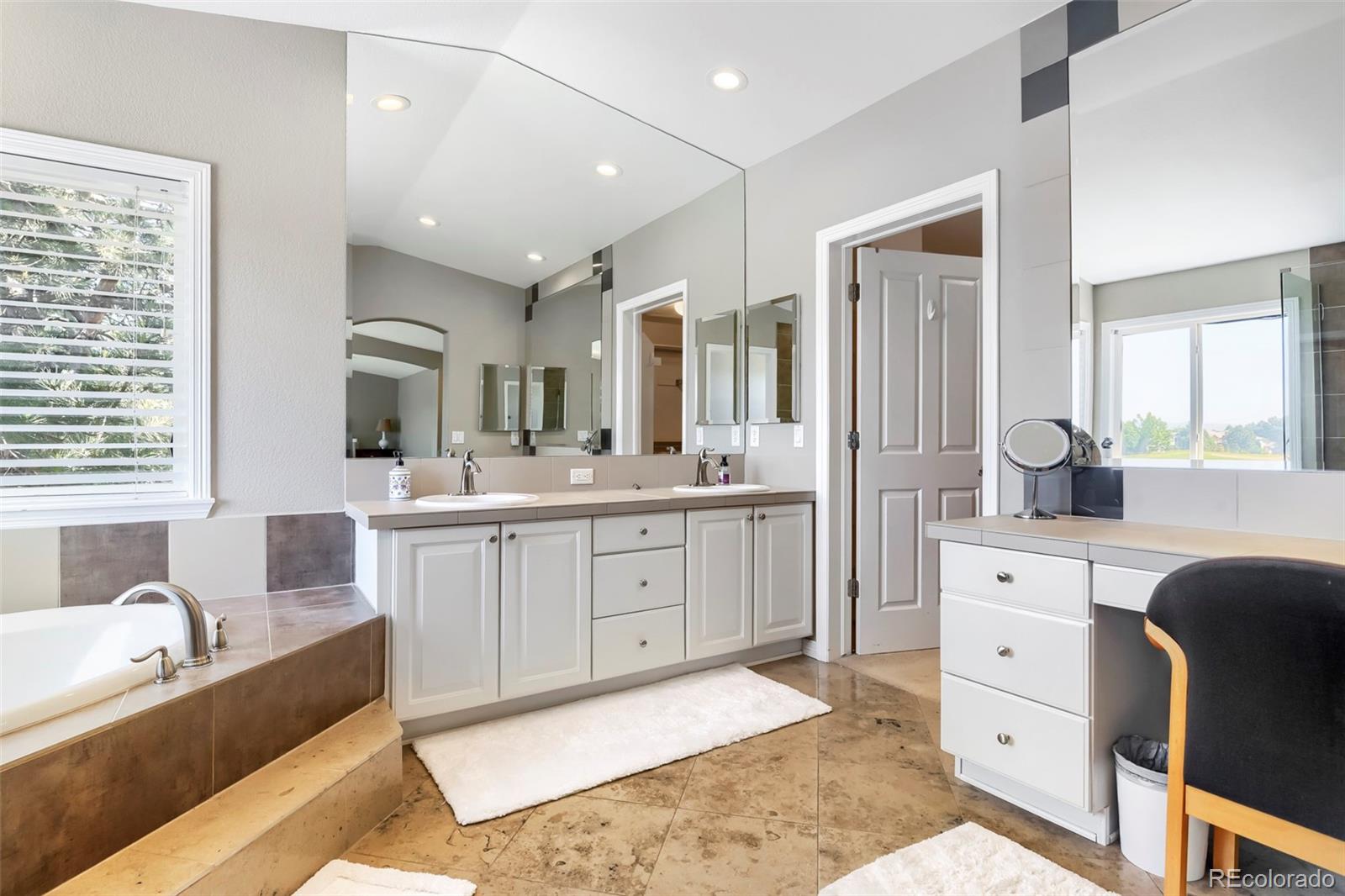 MLS Image #15 for 2500  greensborough drive,highlands ranch, Colorado