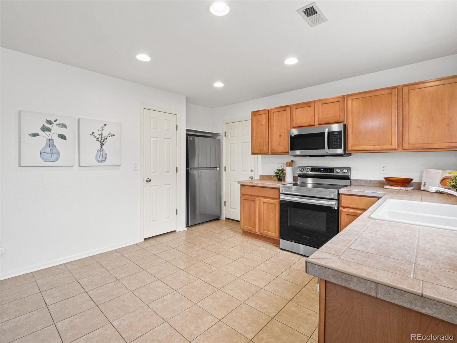MLS Image #6 for 10678  upper ridge road,longmont, Colorado