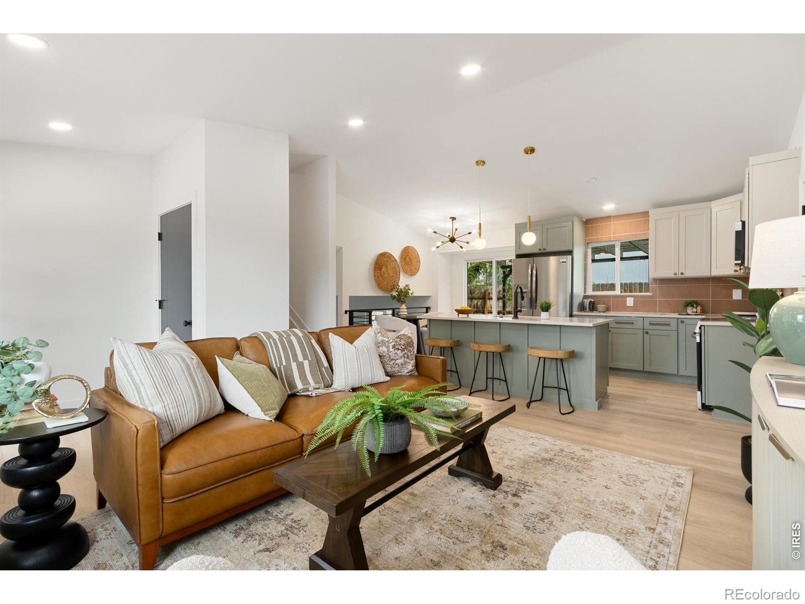 MLS Image #11 for 2124  manchester drive,fort collins, Colorado