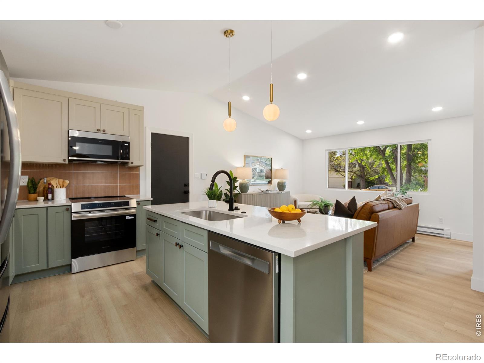 MLS Image #16 for 2124  manchester drive,fort collins, Colorado