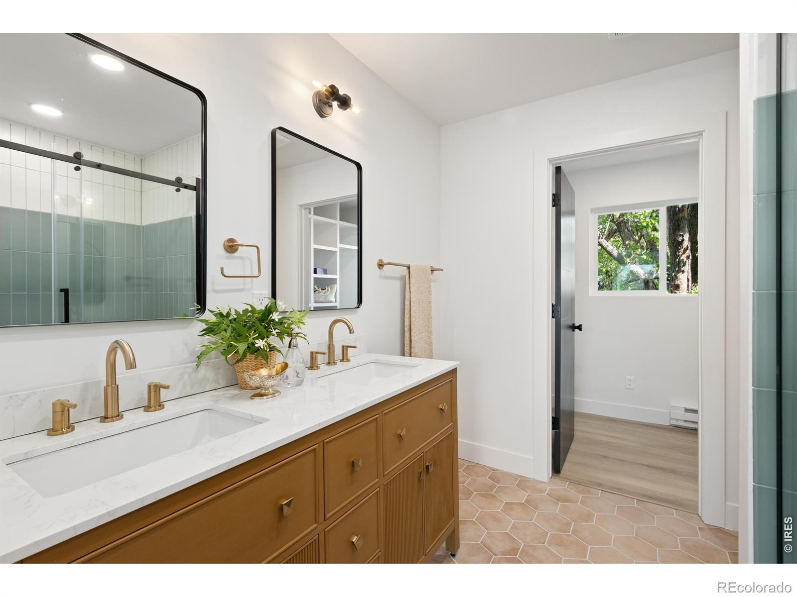 MLS Image #28 for 2124  manchester drive,fort collins, Colorado