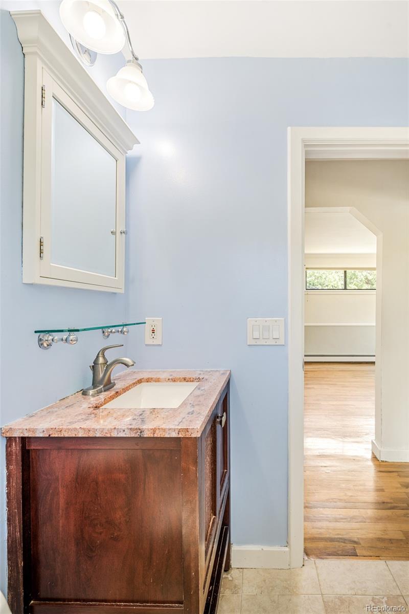 MLS Image #10 for 401 s jersey street,denver, Colorado