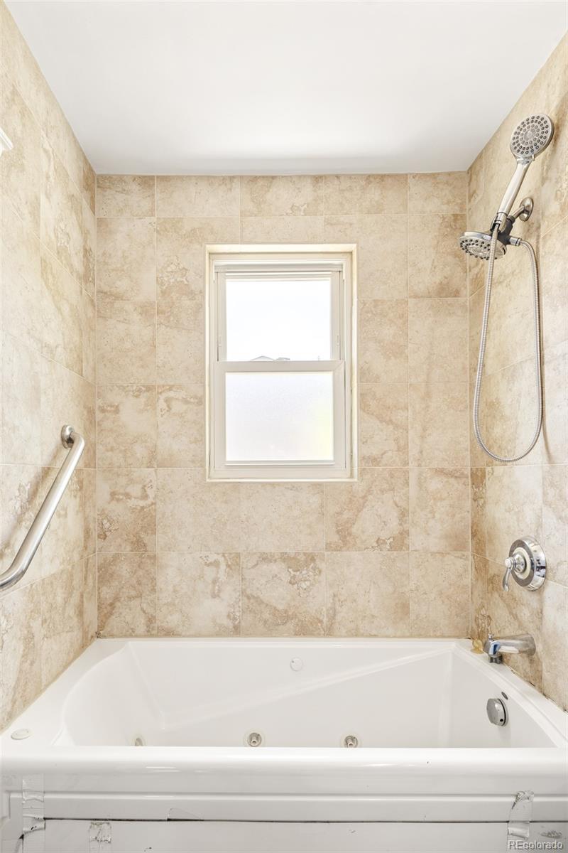 MLS Image #11 for 401 s jersey street,denver, Colorado