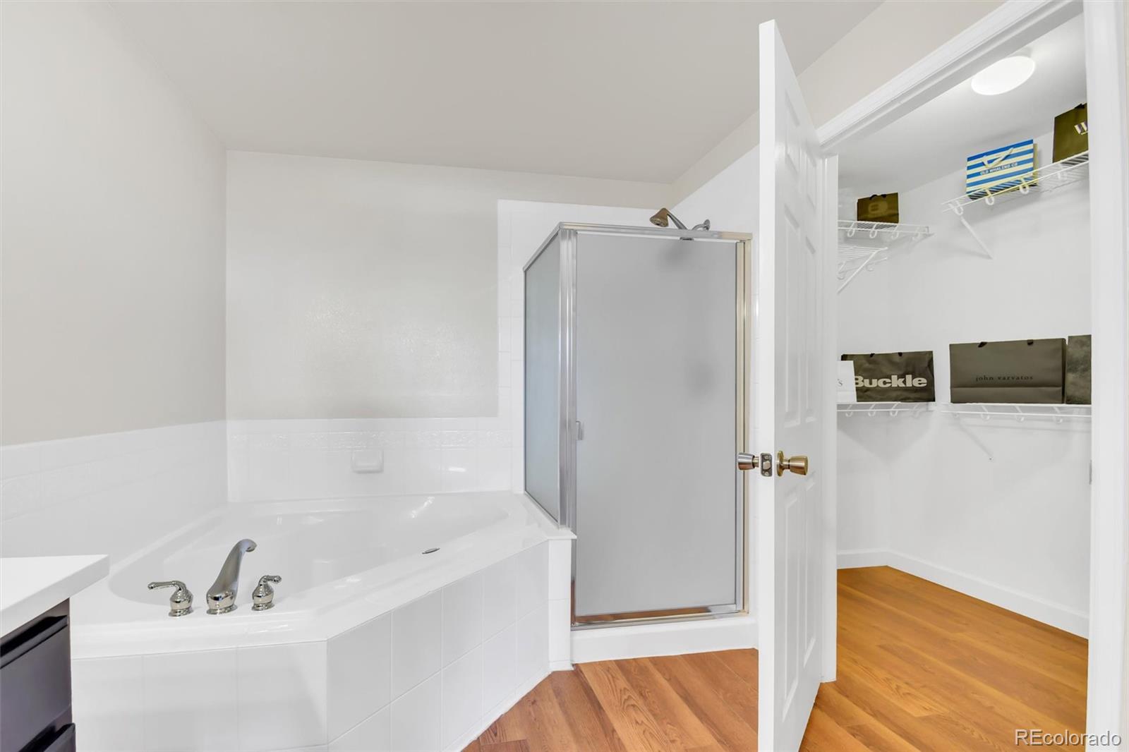 MLS Image #12 for 1747 n pearl street 108,denver, Colorado