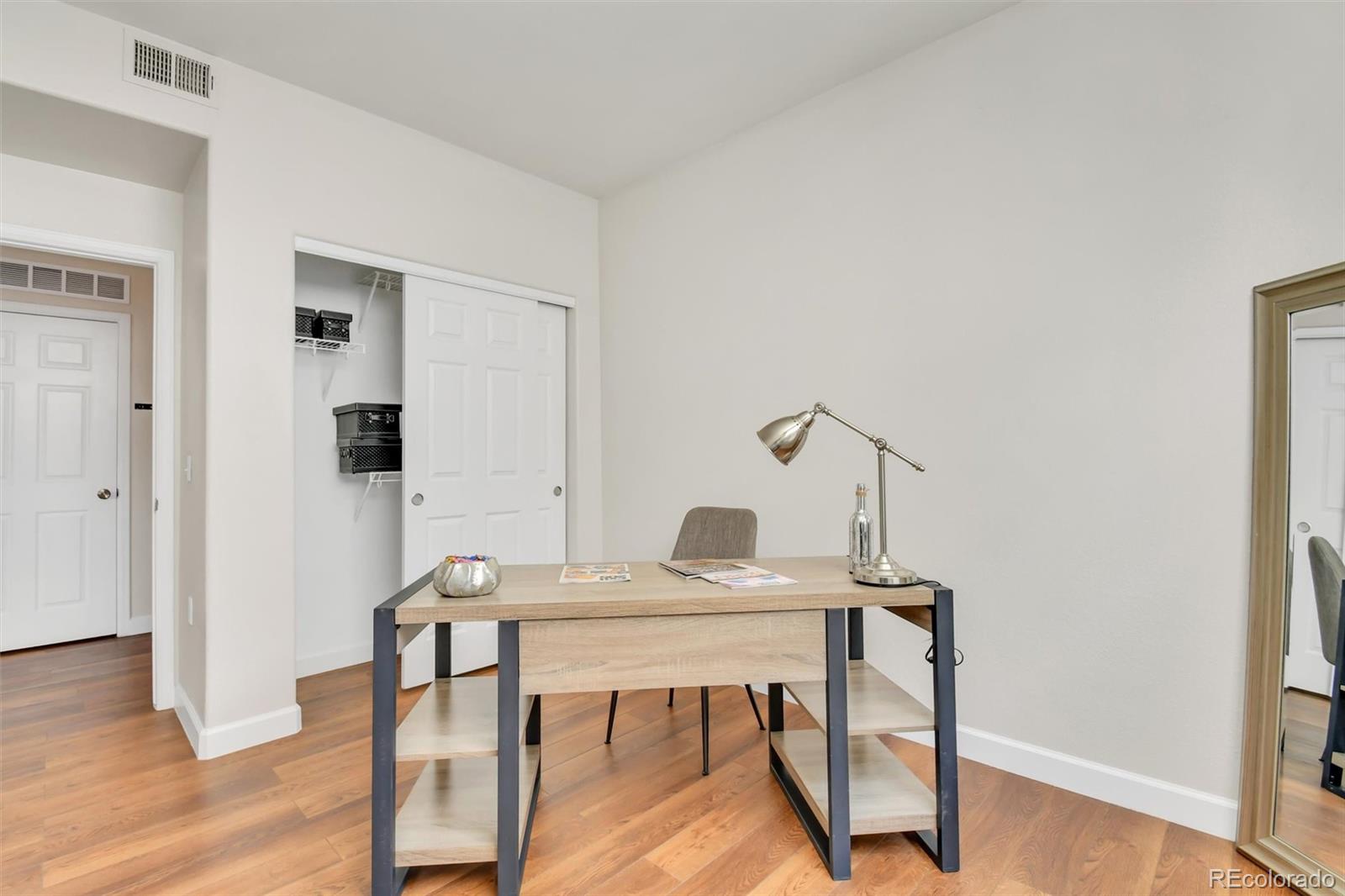 MLS Image #22 for 1747 n pearl street 108,denver, Colorado