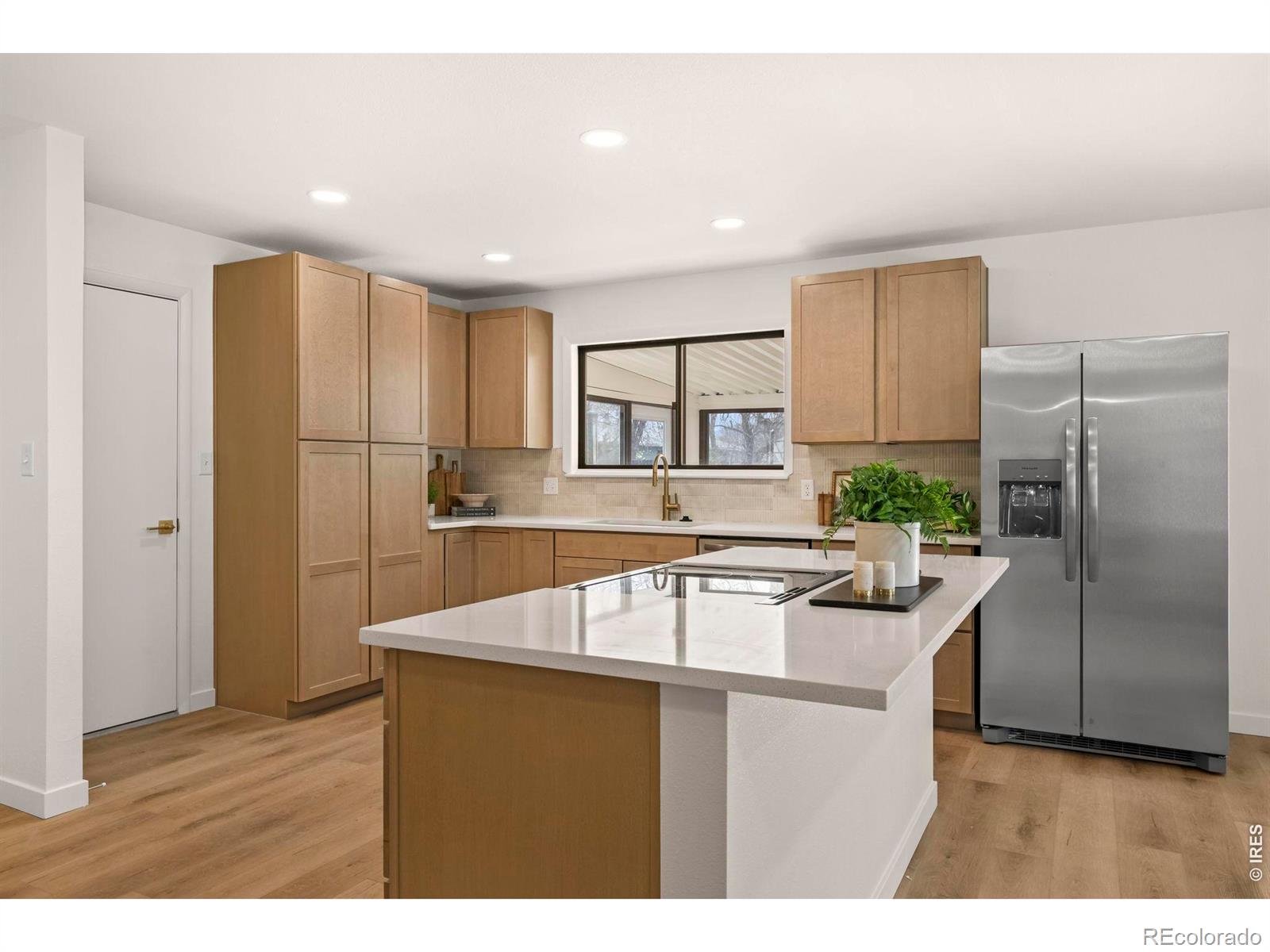 MLS Image #7 for 1317  ida court,loveland, Colorado