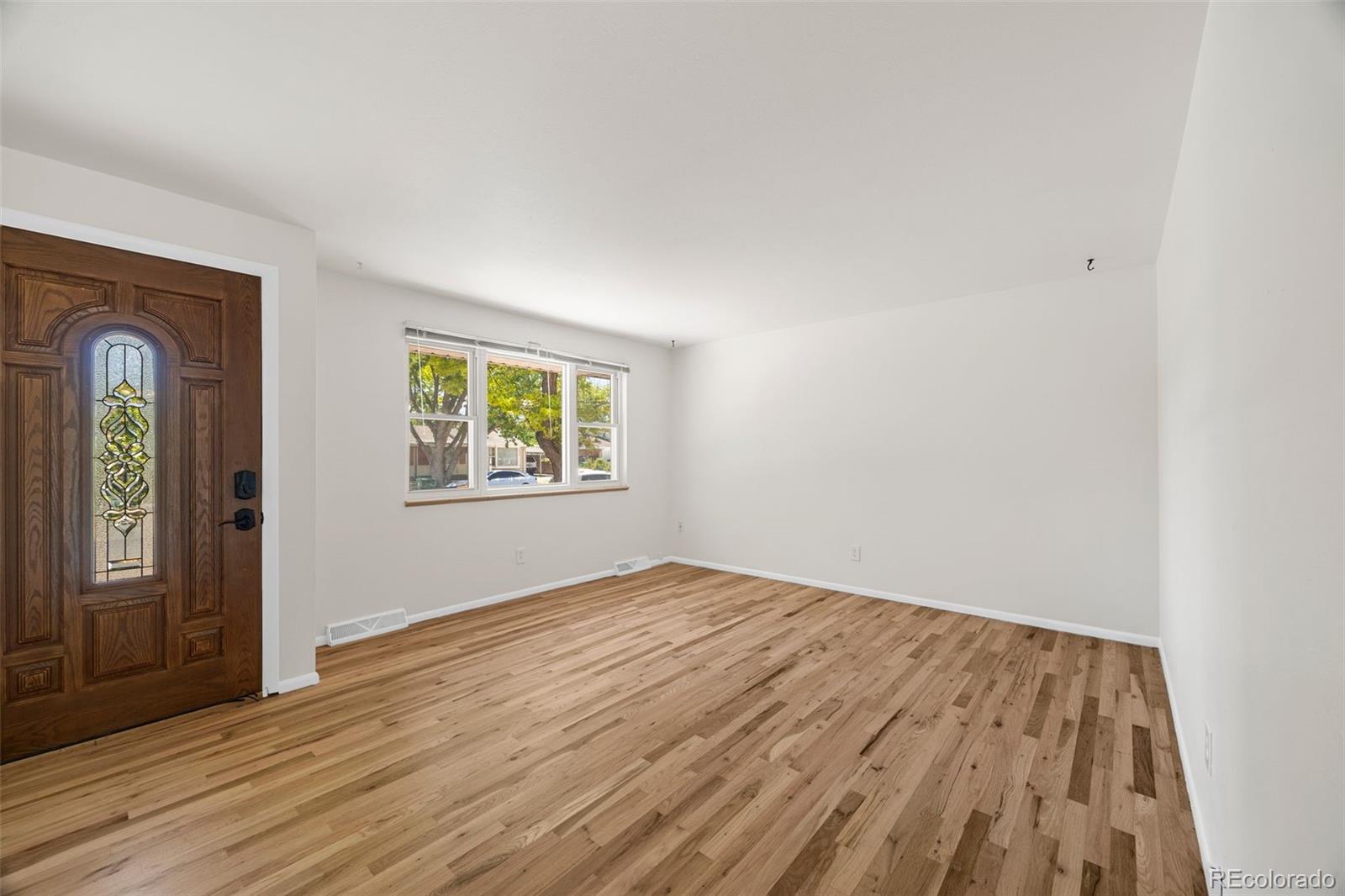 MLS Image #4 for 933 s jamaica street,aurora, Colorado