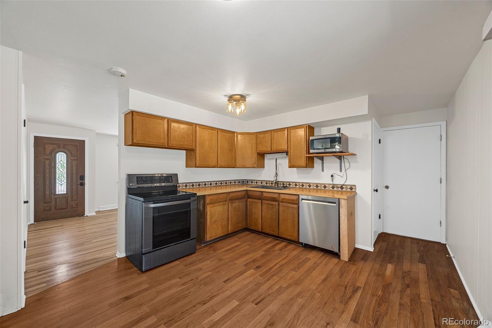 MLS Image #8 for 933 s jamaica street,aurora, Colorado